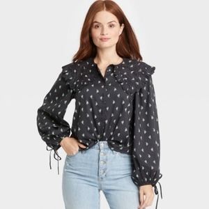 Universal Thread Balloon Long Sleeve Button-Down Shirt